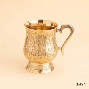 لیوان برنجی قلمزنی طلایی دسته دار هندی