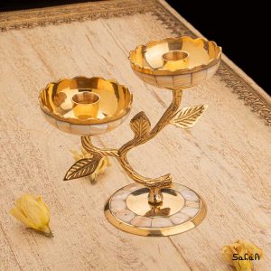 شمعدان برنجی هندی طلایی پایه دار صدفی