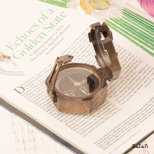 قطب نما برنجی هندی طلایی جعبه دار کیف دار