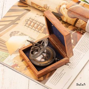قطب نما برنجی هندی طلایی جعبه دار کیف دار